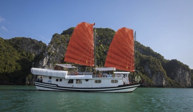 Du thuyền Dragon Bay - 3 cabins - Vịnh Hạ Long